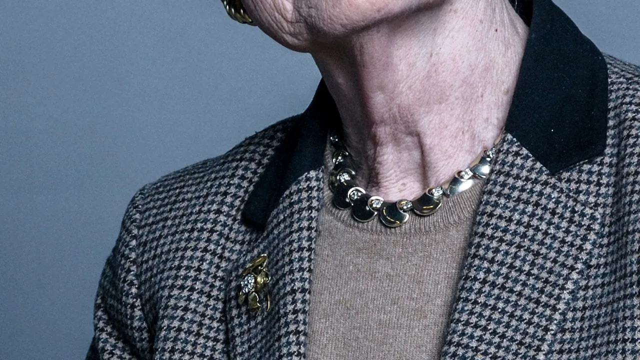 Interviu cu Pauline Neville Jones, membră a Camerei Lorzilor din Parlamentul Marii Britanii şi al Irlandei de Nord:  Ce se întâmplă la nivel politic în Marea Britanie nu va afecta ajutorul pe care îl oferim Ucrainei

