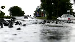 ANM: Cod Galben și Portocaliu de ploi și ninsori la munte, în mai multe județe din țară