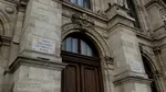 Un avocat din Capitală, acuzat că a furat banii asociației de proprietari pe care o administra