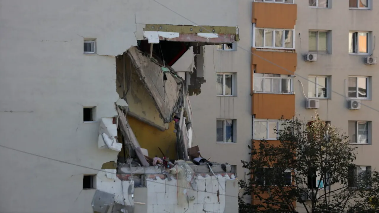Explozia din Rahova: O persoană aflată în stare critică este transportată în Austria