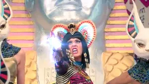 Cântăreaţa Katy Perry, acuzată de musulmani că 