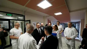 Chirurgie robotică în România? Spitalul Municipal Cluj e unul dintre puținele spitale publice din România la care se poate