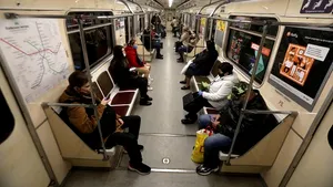 S-a redeschis mijlocul de transport folosit zilnic de 1,5 milioane de oameni. Anunţul primarului