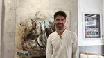 A pictat un tablou pentru clubul său favorit F.C. Barcelona. Daniel Zlota (pictor și arhitect): Am adus aici rădăcinile mele de acasă, m-a inspirat tehnica de vopsire a ouălor de Paște