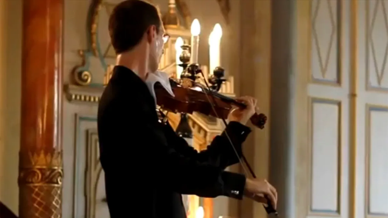 De câte ori ţi-a sunat telefonul mobil în timpul unui concert? REACŢIA INEDITĂ a unui violonist când a fost întrerupt - VIDEO