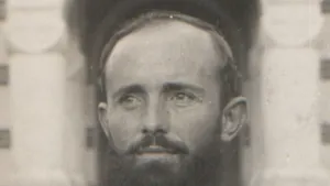 ISTORIA FĂRĂ PERDEA Marius Oprea | Masacrele din Transilvania, la sfîrşitul războiului: un preot s-a ridicat din groapa comună, unde fusese aruncat de jandarmii maghiari, după execuţie