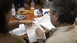 REZULTATE PARŢIALE ALEGERI PREZIDENŢIALE Bacău: Ponta - 48,64%, Iohannis - 26,23%, Tăriceanu - 4,82%