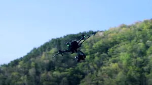 VIDEO Drona profesională Airpeak S1, pentru filmări de Oscar