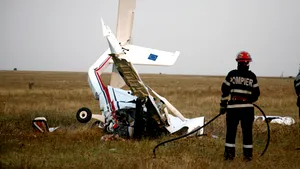 Un avion s-a prăbuşit în localitatea buzoiană Costeşti