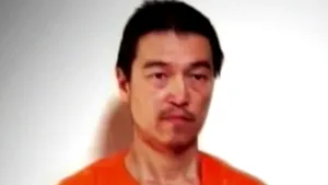 Statul Islamic ameninţă într-un nou mesaj că-l va ucide pe pilotul iordanian - VIDEO