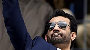 Preşedintele clubului Malaga susţine că echipa sa a fost eliminată din cauza rasismului şi cere o anchetă UEFA. UEFA va analiza afirmaţiile oficialului