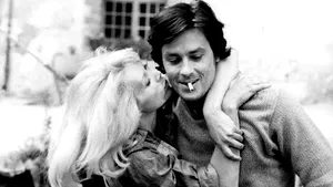 Alain Delon a fost spitalizat. Declaraţia care a înfuriat-o pe fiica actorului: 