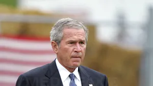 Două sute de manifestanţi au cerut arestarea lui Bush în Canada