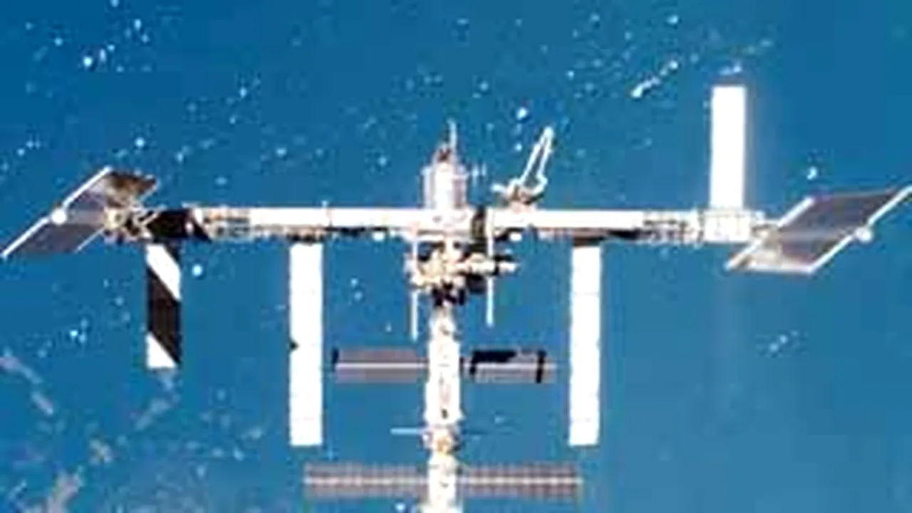 Ultima pereche de panouri solare a fost instalată la bordul Staţiei Spaţiale