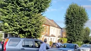 Legislaţia rutieră se modifică. Şoferii agresivi vor fi sancţionaţi de astăzi