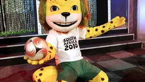 O uzină din China a oprit fabricarea mascotei de la CM 2010, Zakumi