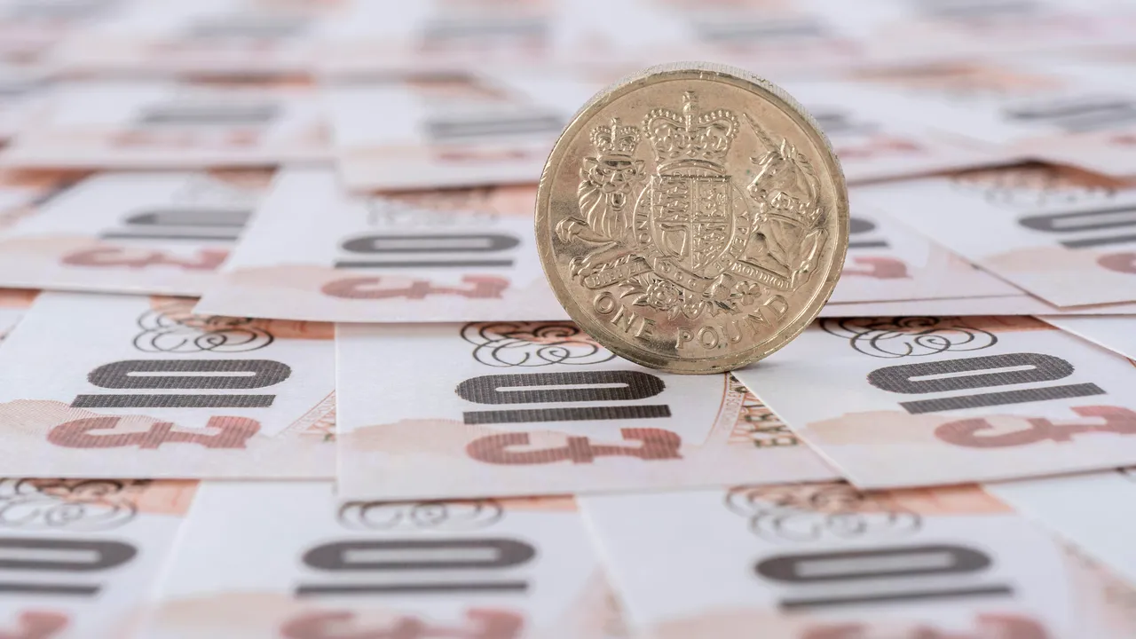 Datoria Marii Britanii a depăşit valoarea economiei sale