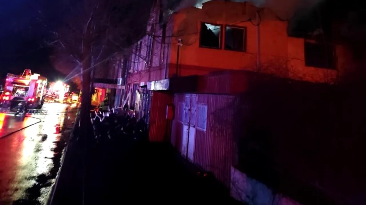 Incendiu la un restaurant din Huși. Pompierii au stins focul după câteva ore