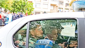 POLITIC Călin Georgescu refuză mâncarea din arest. Ce drepturi are fostul prezidențiabil după gratii