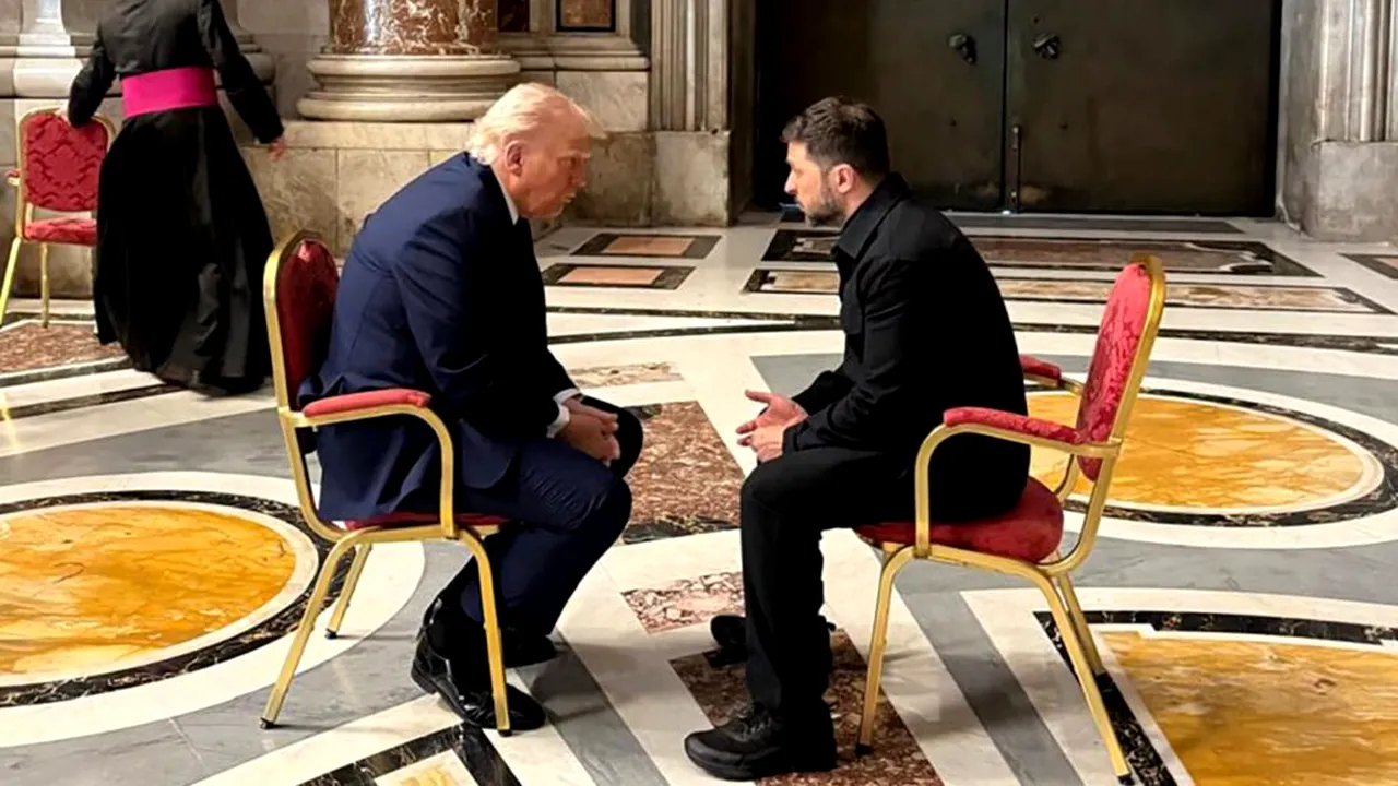 Zelenski s-a întâlnit cu Trump la Roma, la funeraliile Suveranului Pontif