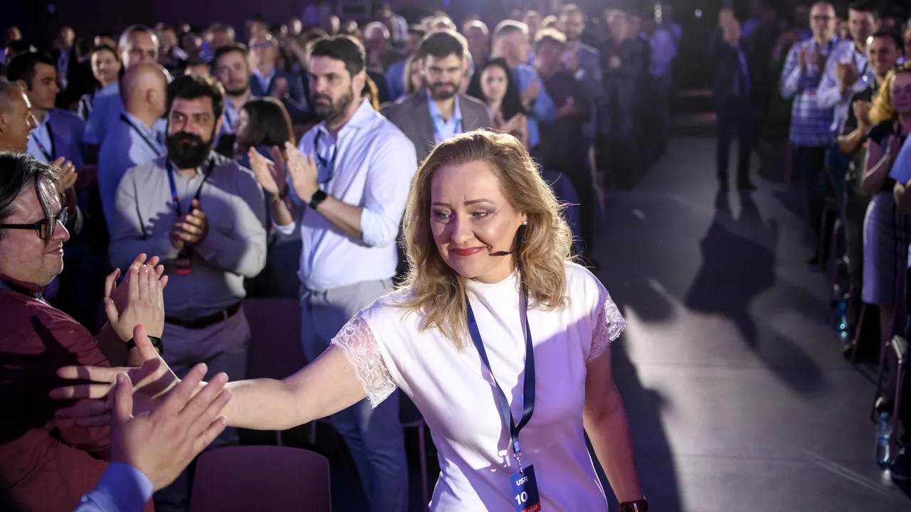 Elena Lasconi a fost aleasă candidatul USR pentru Preşedinţia României 