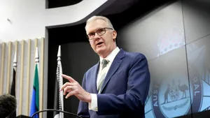 Australia, decizie controversată: Studenții străini nu vor mai avea voie să-și aducă partenerii și copiii minori în țară