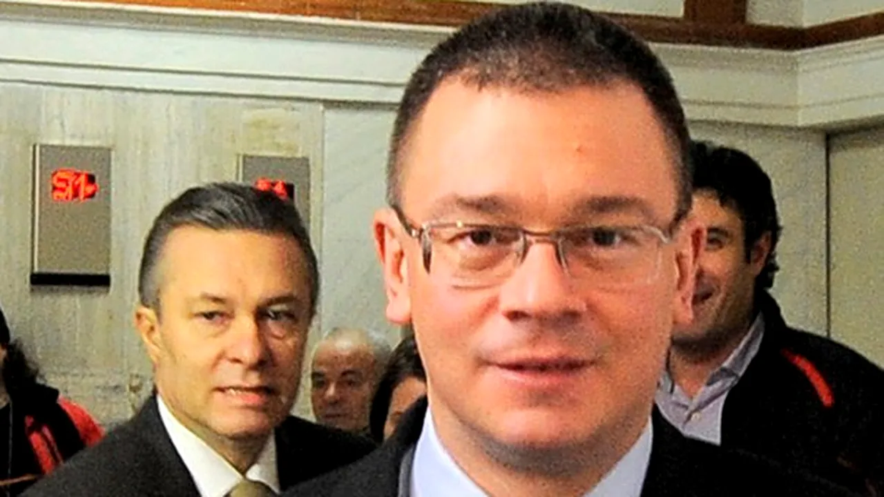 Ungureanu: Nu am nicio reţinere să remaniez orice ministru care nu se ridică la nivelul exigenţelor