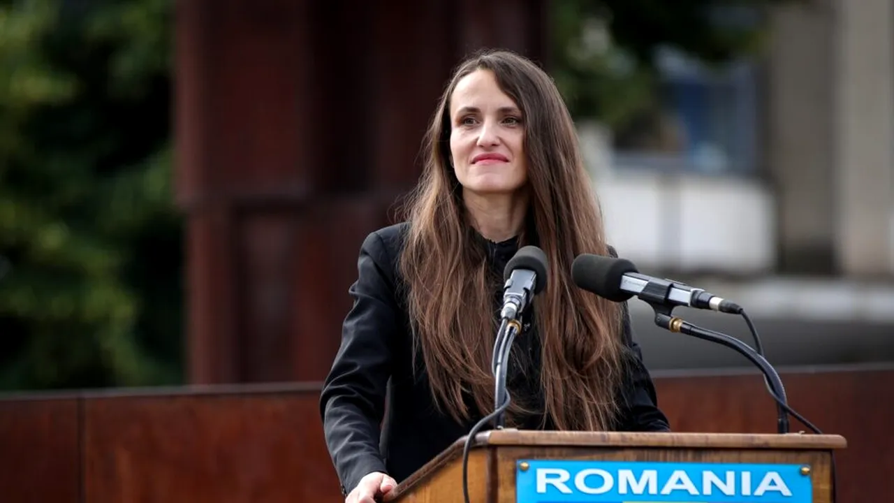 Oana Țoiu a participat la ceremonia de comemorare a victimelor Holocaustului împotriva romilor