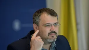 Ghinea, ironic după codul roşu: Cod Roşu de Gigel Viteazu. Operaţiune de imagine pentru primarul USL