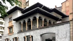 Palatul mediteranean unde a locuit Mihail Sadoveanu, opera arhitectului pe care Bucureştiul interbelic iubea să-l urască