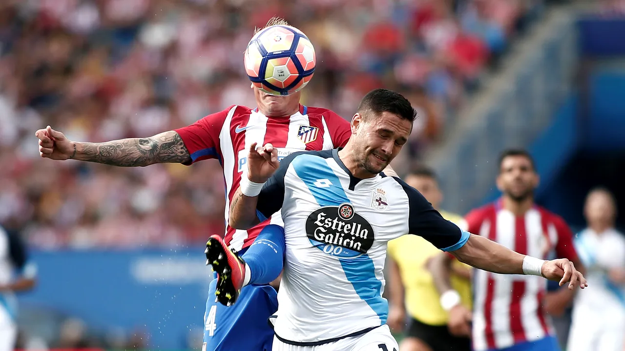 Atacantul Florin Andone, implicat într-un incident pe aeroportul din Tenerife. Riscă să fie amendat de autorităţile spaniole