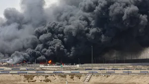 Iranul dă vina pe „neglijență” pentru explozia din port, în timp ce bilanțul morților crește la 70