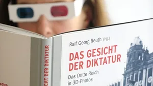 A fost publicată o colecţie de fotografii cu Hitler realizate în 3D