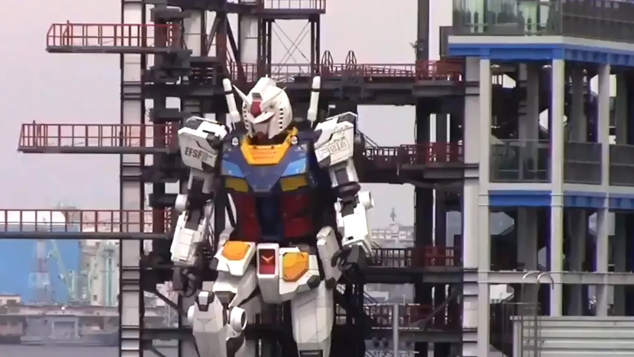 Imagini spectaculoase din Japonia: Un robot gigantic a fost testat