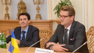 MAE: Repatrierea în România a personalului Ambasadei României la Kiev s-a încheiat cu succes 