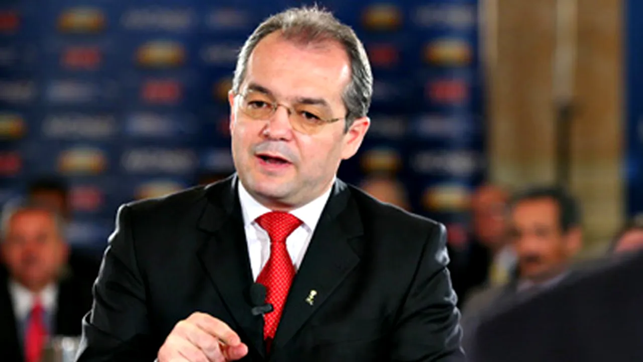 Boc: Afirmaţia că filmul cu Băsescu vine pe filieră PDL - o manipulare grosolană