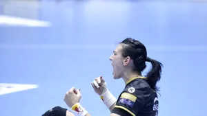 Cristina Neagu, mesaj înainte de România - Rusia: Haideţi fetelor, din toată inima pentru România!/ ORA meciului