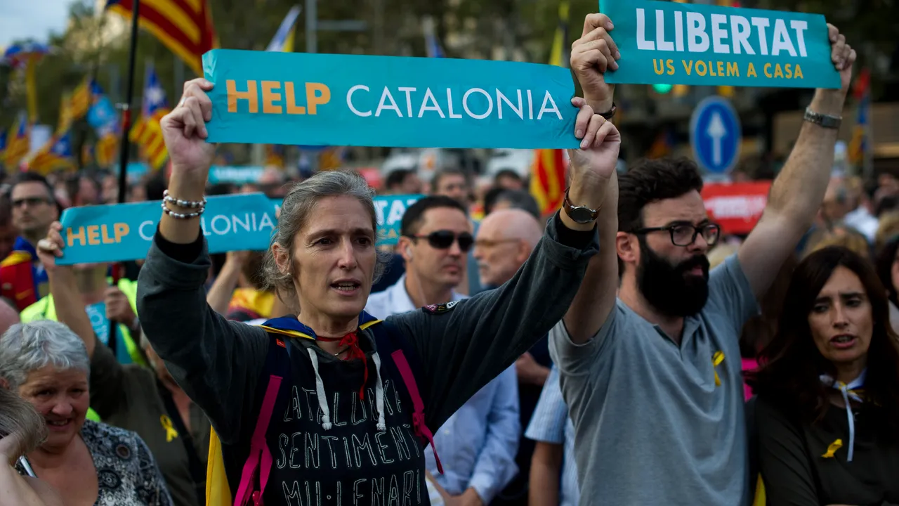 Parlamentul catalan, dizolvat în mod formal