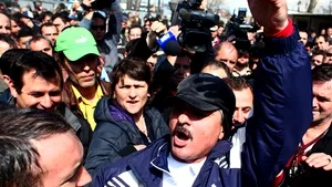 Sindicaliştii pregătesc pichetări începând de miercuri şi grevă generală din 25 mai - surse