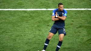 Fotbalistul Kylian Mbappe a fost testat pentru coronavirus după ce a acuzat dureri în gât. Rezultatul analizelor
