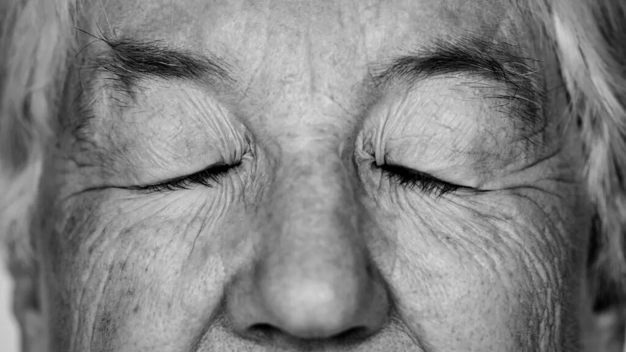 Protecție împotriva Alzheimer, din vaccinul antigripal. Studiu: doza mare face diferența