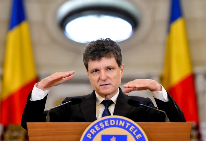 SOCIAL Nicușor Dan explică traiectoria dronei și absența lui Bolojan