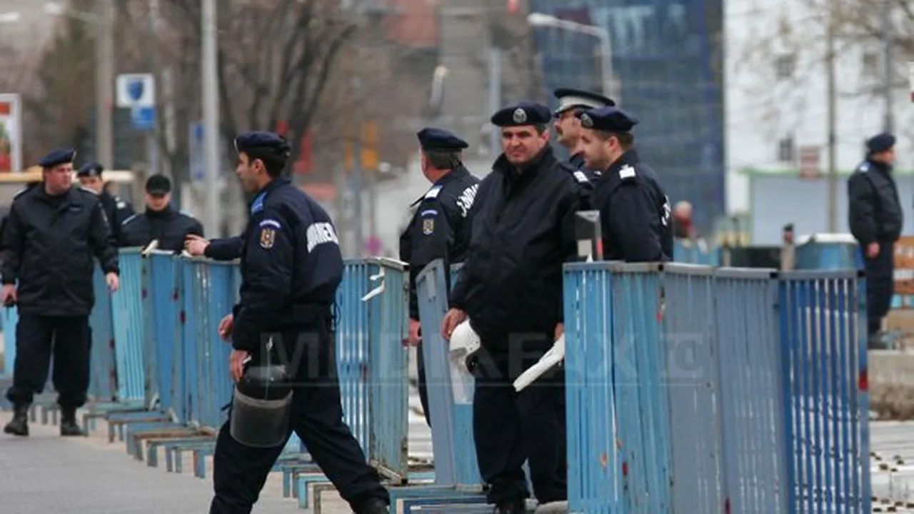 Peste 500 de jandarmi asigură ordinea publică la meciul Steaua-Rapid