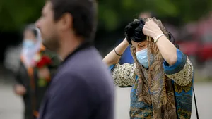 Bărbaţii nu vor să poarte mască. Care este mecanismul psihologic din spatele refuzului?