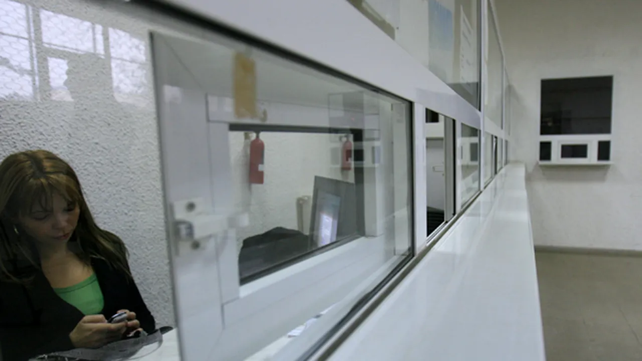 Sindicaliştii din administraţia publică vor declanşa greva generală în 5 mai