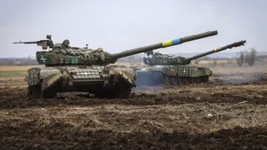 Războiul din Ucraina, ziua 407. S-au ivit mugurii unor posibile negociere pentru Crimeea / Ucraina le retează speranţele ruşilor: vrem graniţa din 1991, nu facem nicio concensie teritorială / NATO avertizează China / Putin ar putea crea condiţii pentru noi represiuni în teritoriile ocupate / Un rus riscă 25 de ani de puşcărie / Prigojin se contrazice / Un manager rus s-a sinucis în închisoare