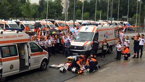Bărbat în comă după ce a fost accidentat de o ambulanţă 