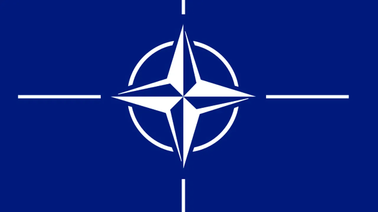NATO retrage temporar funcţionarii care activează în instituţii guvernamentale afgane