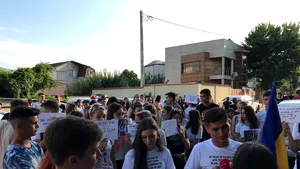 Oamenii din Dobrosloveni, satul Alexandrei, consiliaţi de psihologi. Primar: Oamenii sunt şocaţi