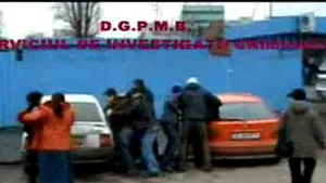 Bărbat cercetat după ce a răpit o tânără şi voia să o elibereze în schimbul unei maşini